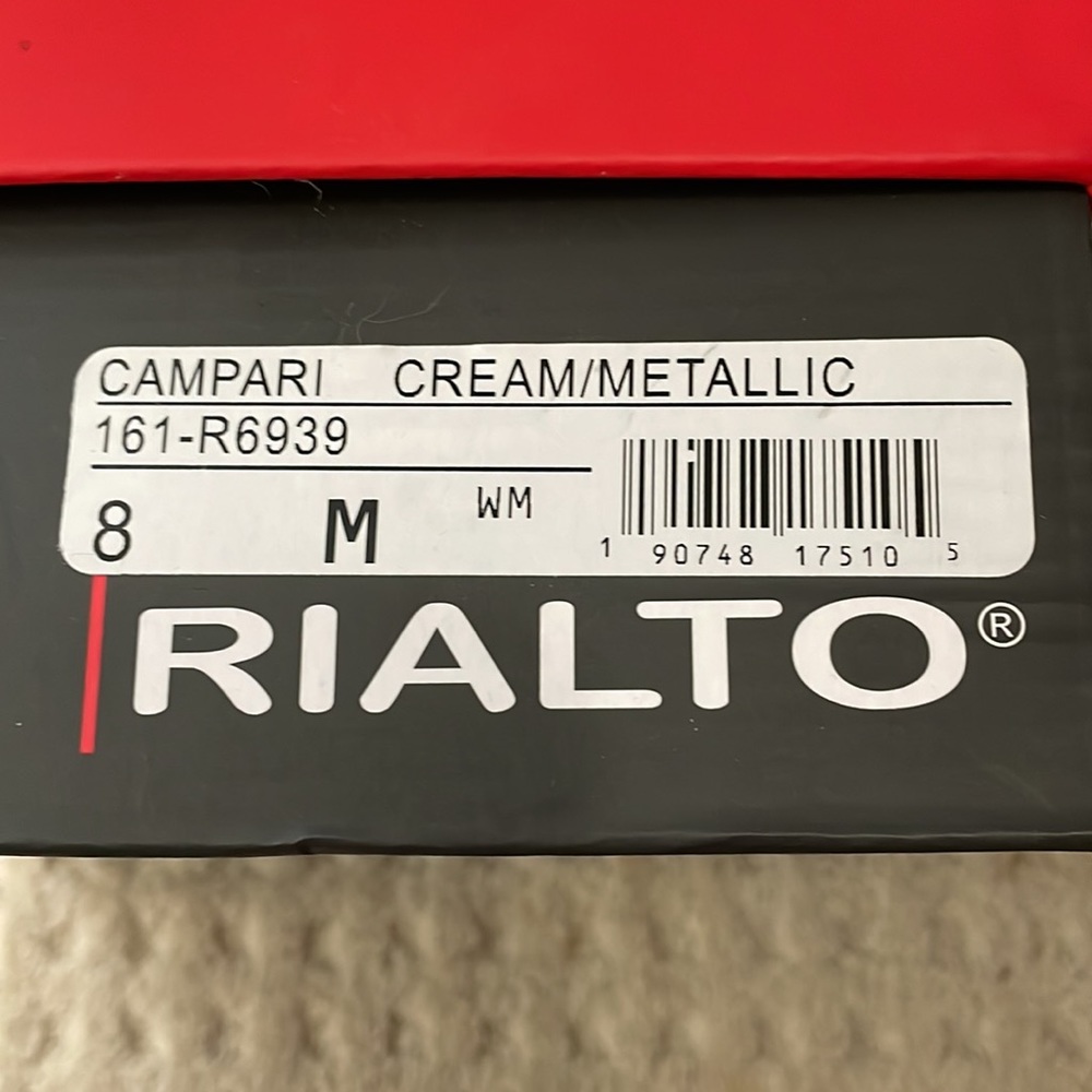 NWT Rialto Campari Cream/Metallic Size 8. Brand New In Box. Never Worn. - Picture 3 of 3